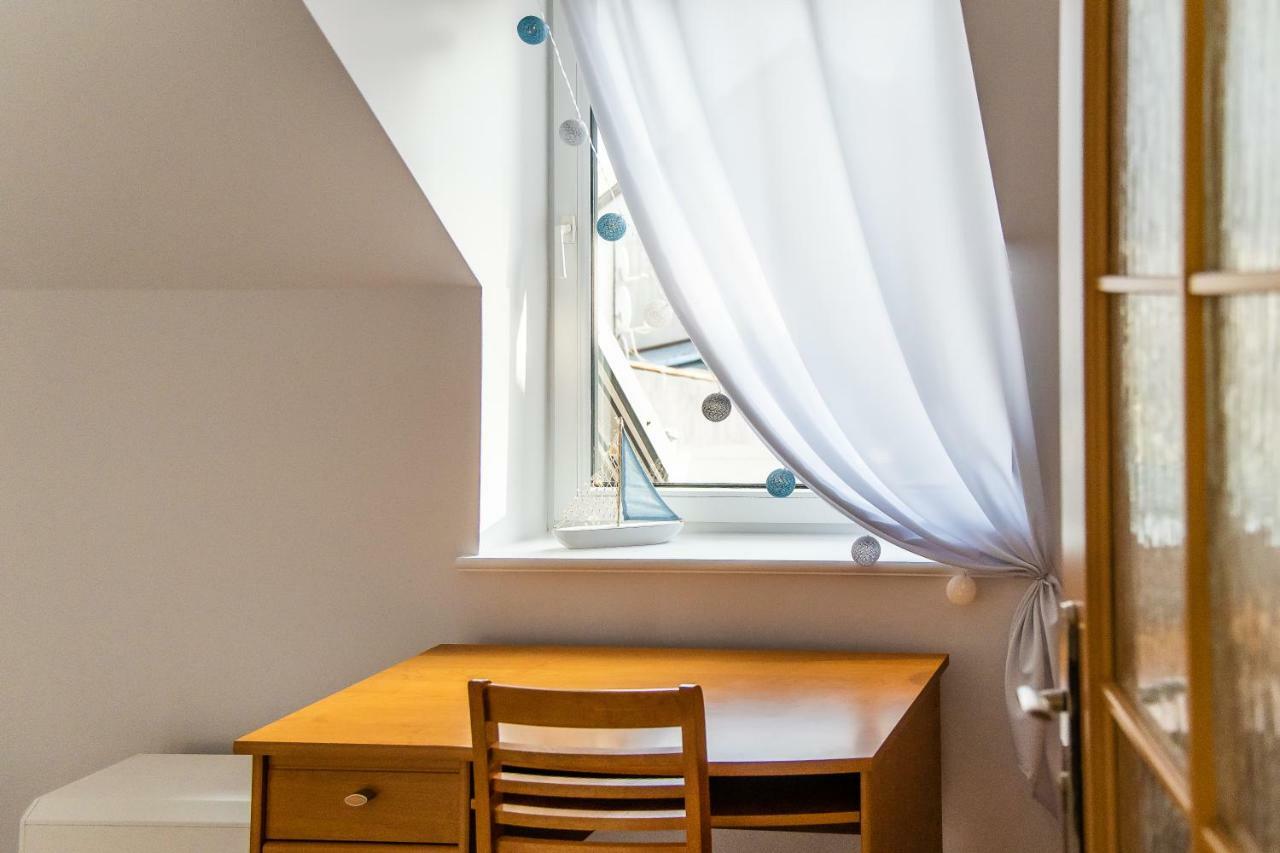 3-Bedroom Apartment Plac Neptuna By Noclegi Renters Мендзыздрое Экстерьер фото